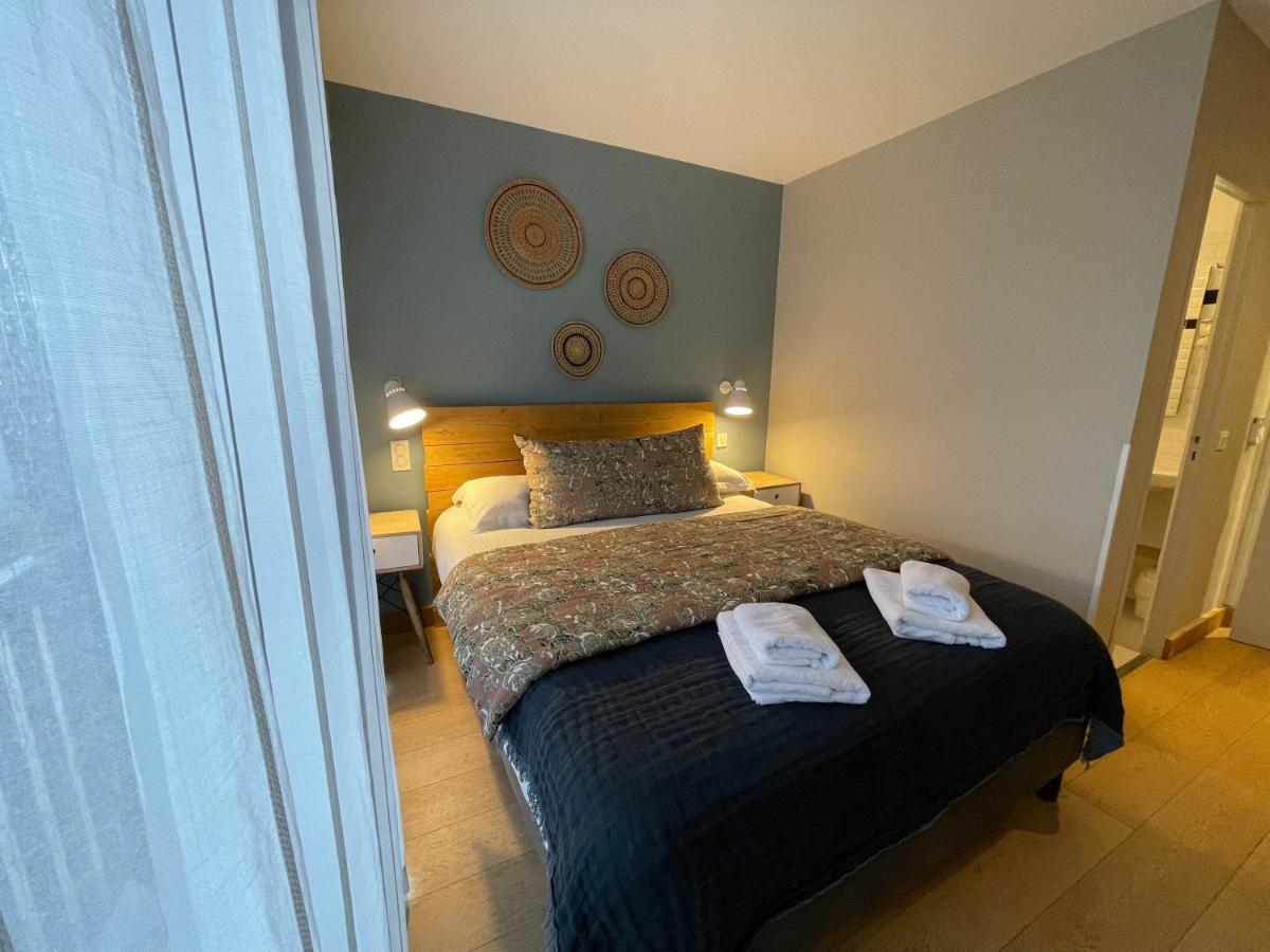 Logis Hotels - Le Belvedere - Hotel 2 Etoiles Et Restaurant 로카마두르 외부 사진