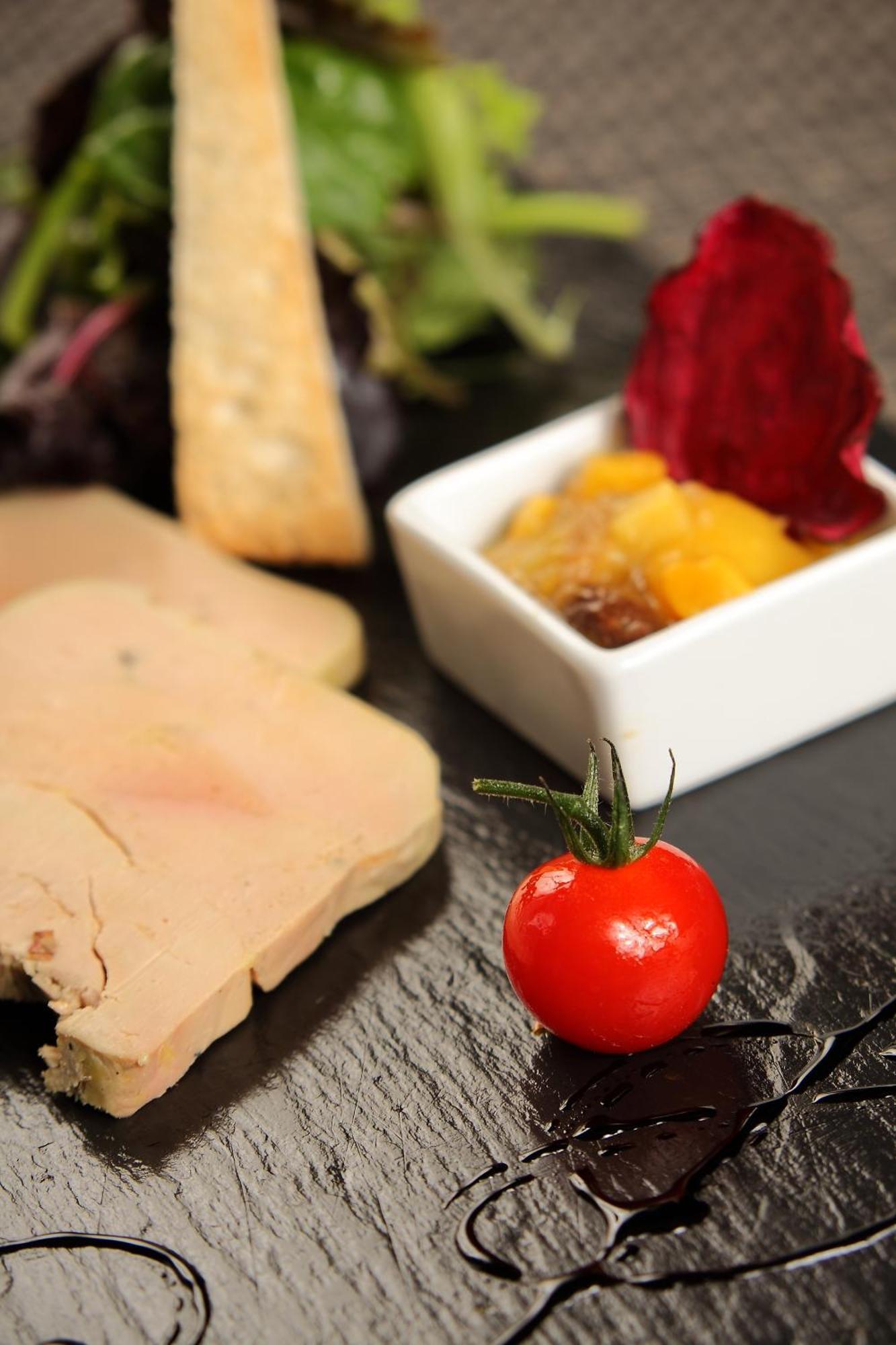 Logis Hotels - Le Belvedere - Hotel 2 Etoiles Et Restaurant 로카마두르 외부 사진