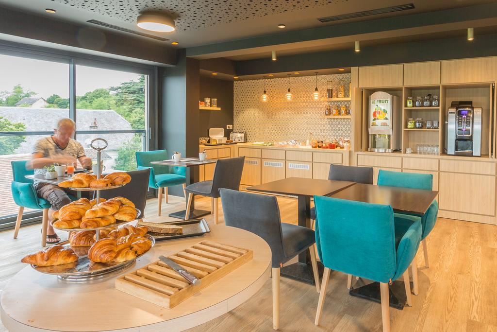 Logis Hotels - Le Belvedere - Hotel 2 Etoiles Et Restaurant 로카마두르 외부 사진